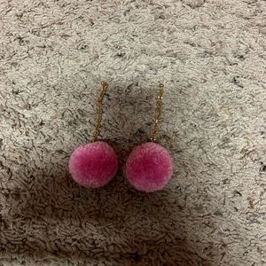 Pom Pom earrings
